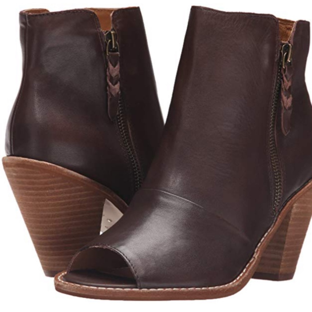 NWOT Bootie